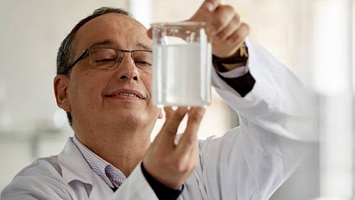 Antibiotici 'rinforzati' con principi attivi dalle piante