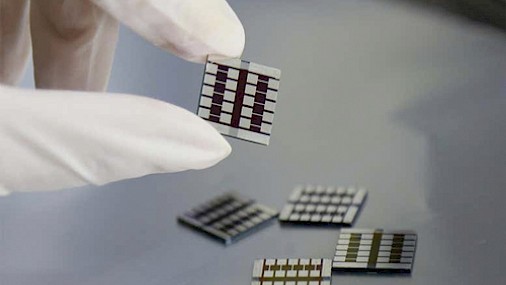 La sostanza chimica che rende piccanti i peperoncini aumenta efficienza celle solari