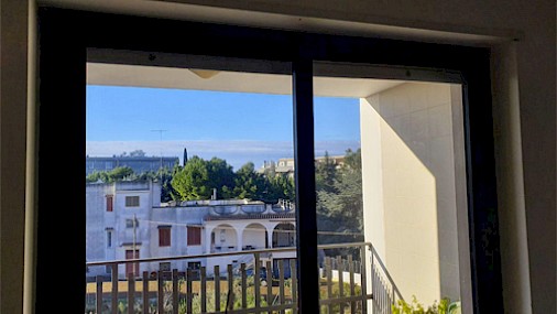 Nuovo legno trasparente per realizzare finestre a risparmio energetico